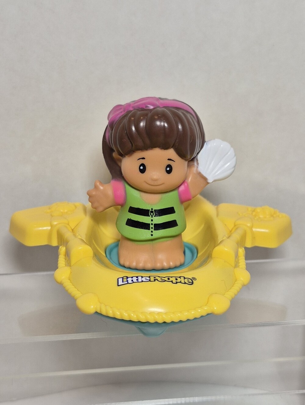 Fisher Price Little People Makin Waves Raft with Mia Water Toy HTF Hollow 2014